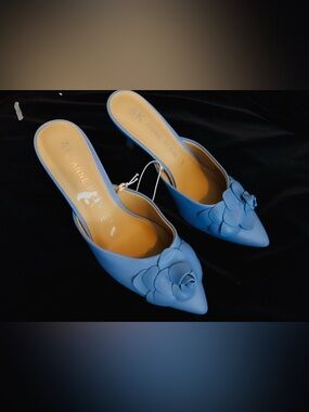 Anne Klein Light Blue Pointed-Toe Floral Mule Heels